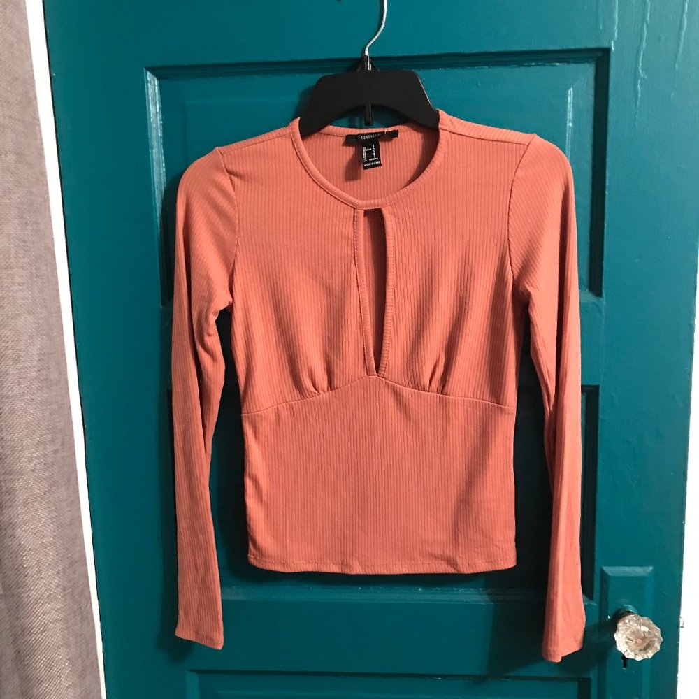 Cut Out Top